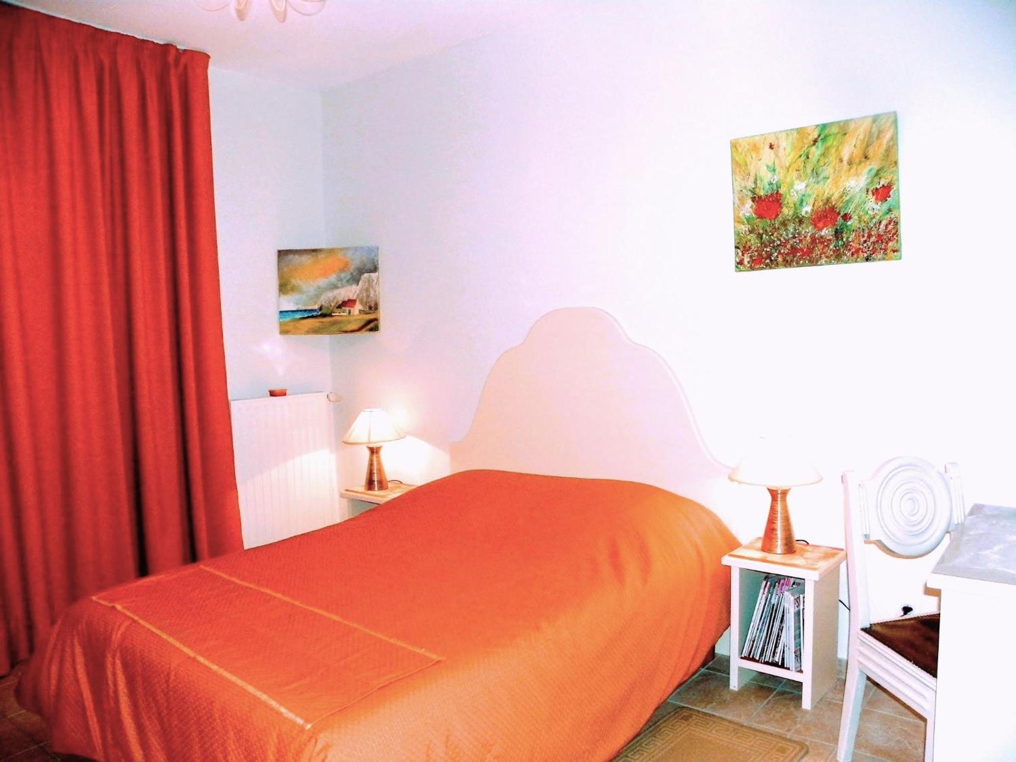 Huriel Les Malvaux Bed & Breakfast エクステリア 写真