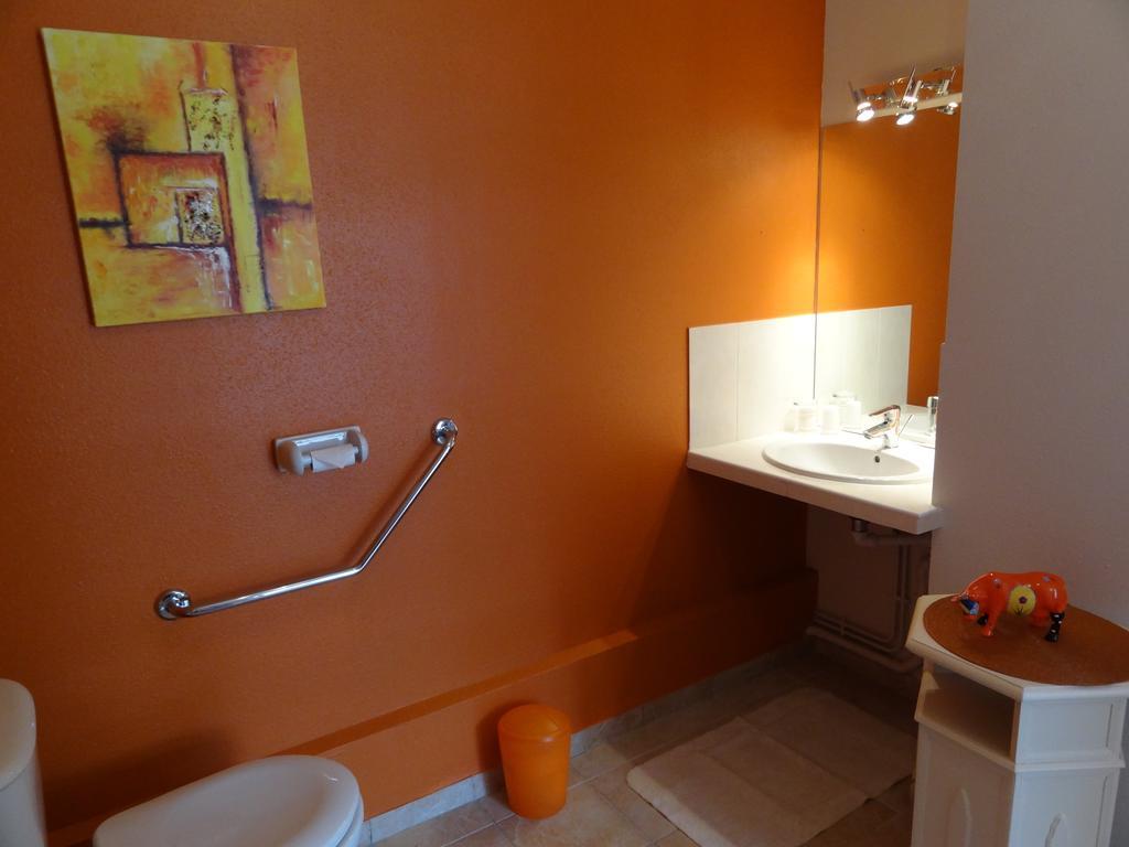 Huriel Les Malvaux Bed & Breakfast エクステリア 写真