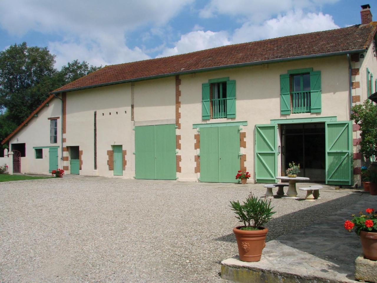 Huriel Les Malvaux Bed & Breakfast エクステリア 写真